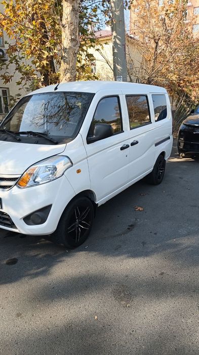 Foton grantour v3 miniven mashina pradayotsa