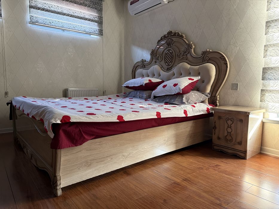 Спальный гарнитур