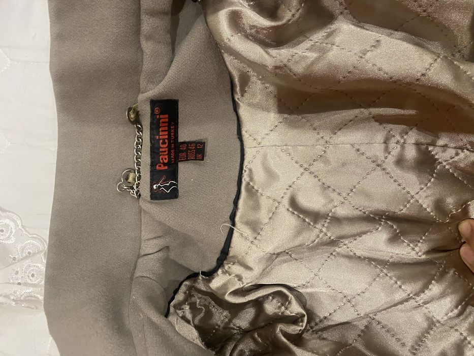 Отдам даром пальто женское