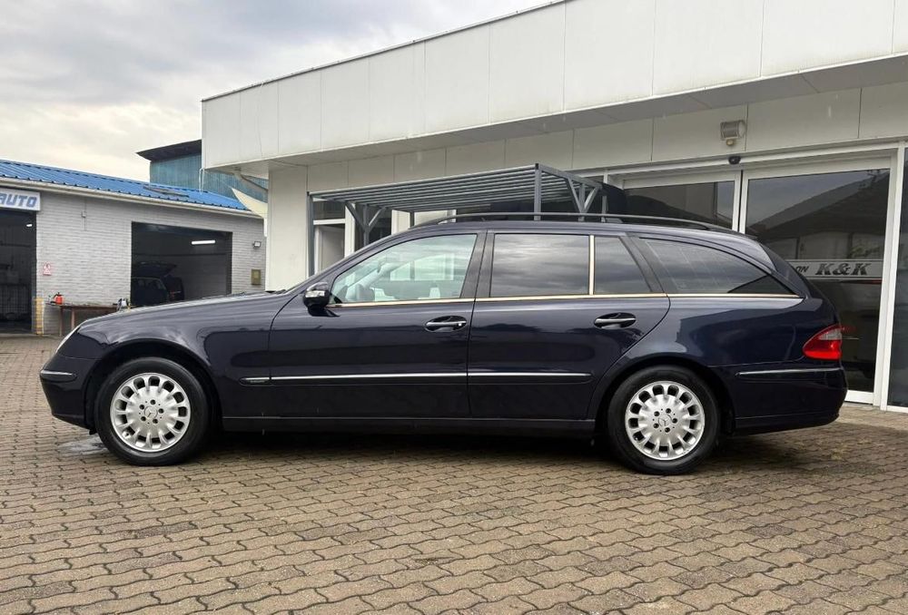 Vând Mercedes w211