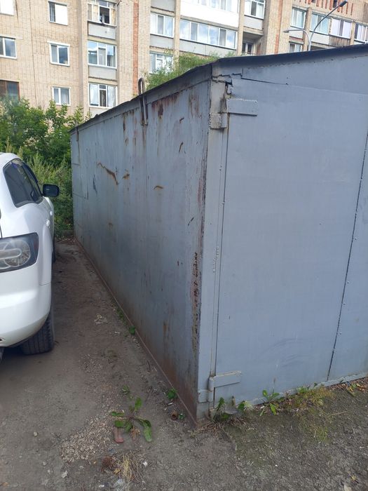 Продаю железный гараж