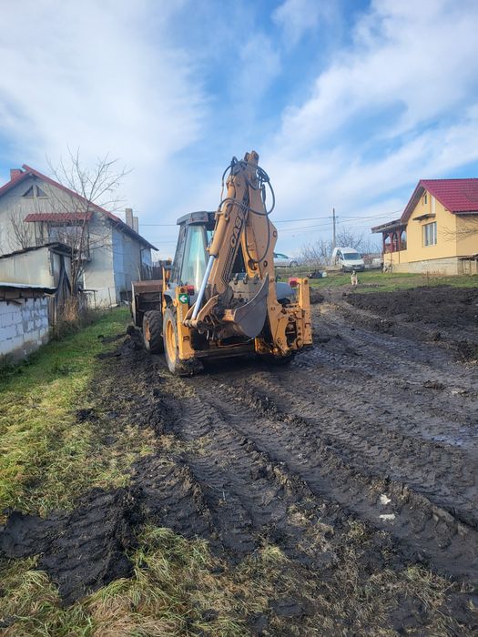 Vând buldoexcavator case