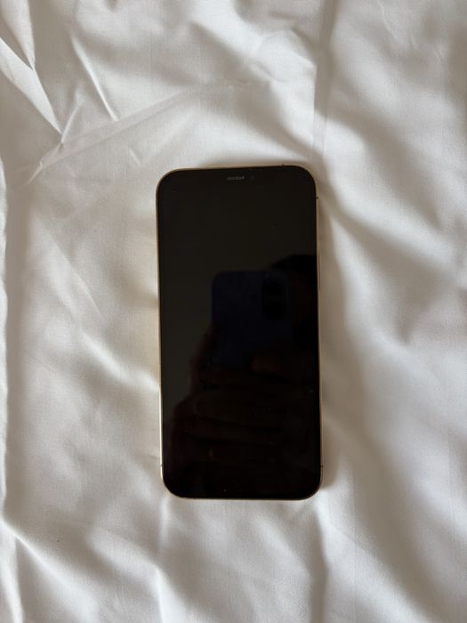 Продаю iPhone 12 pro