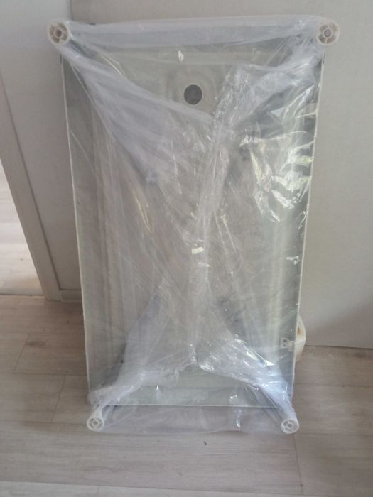 Душевые поддоны новые