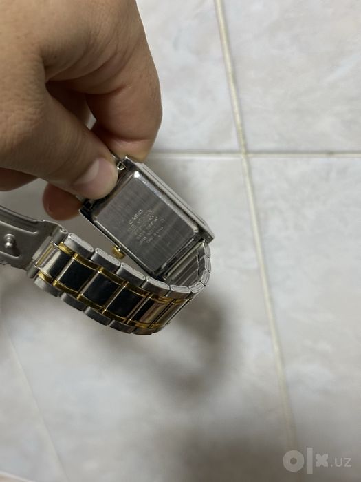 Casio kvartsviy stalnoy