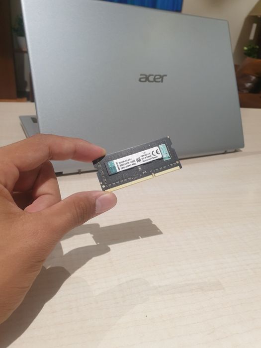 Оперативка от Kingston (DDR3)