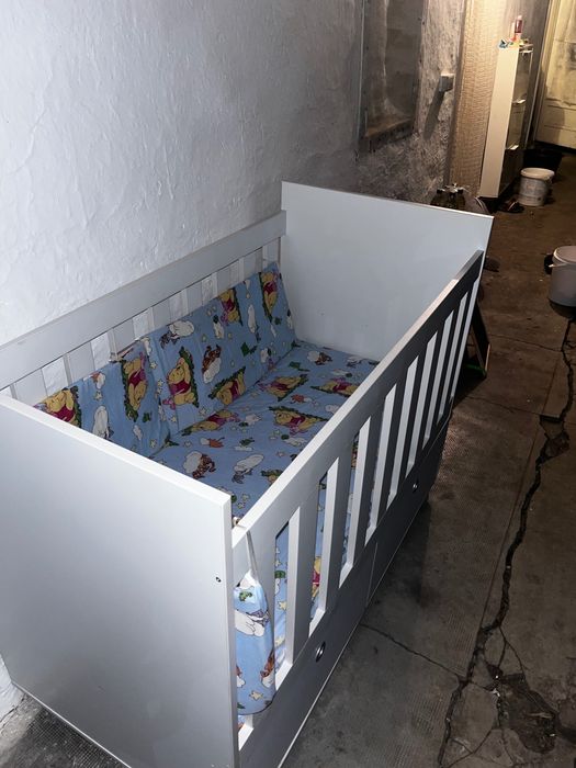 Vând patut din lemn  copii