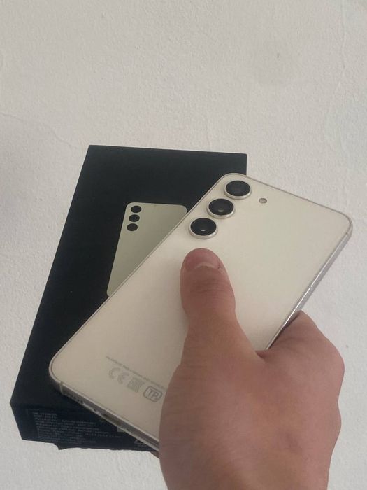 Samsung s23 продам/обмен