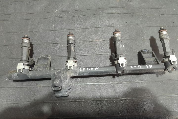 Rampa injectoare 0280158034 0280158034 Dacia Logan prima generatie