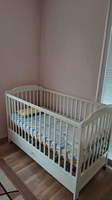 Детско бебешко креватче