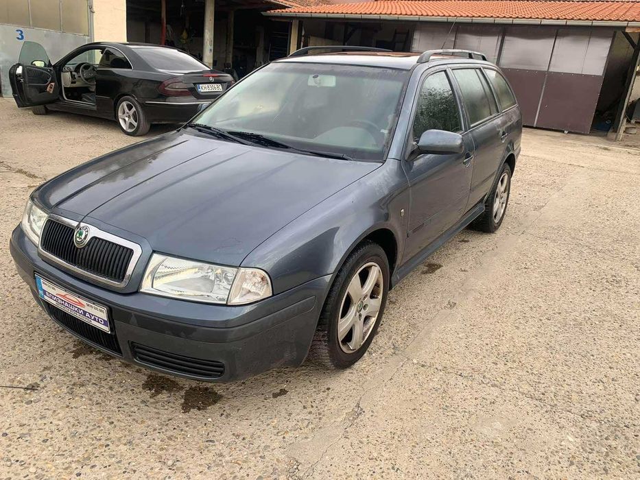 Само на части SKODA Octavia