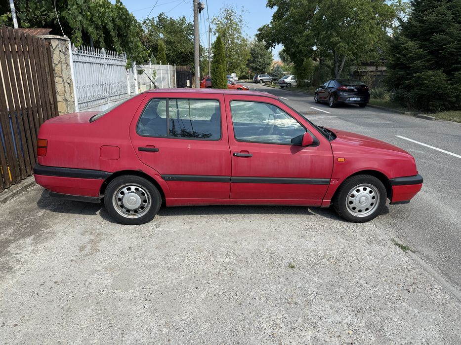 Volkswagen Vento 1995 diesel, 2.156 € — imagine 4