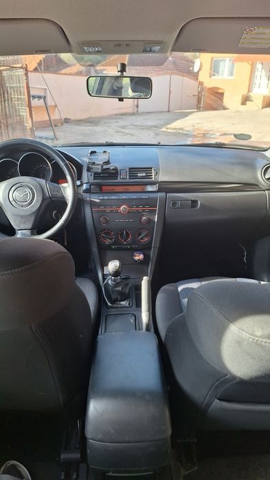 MAZDA 3 2004 — imagine 4