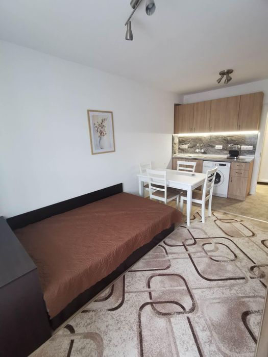 Дава се под наем Едностаен апартамент в Бургас, Лазур - 34 кв.м за 306 € - Снимка #1