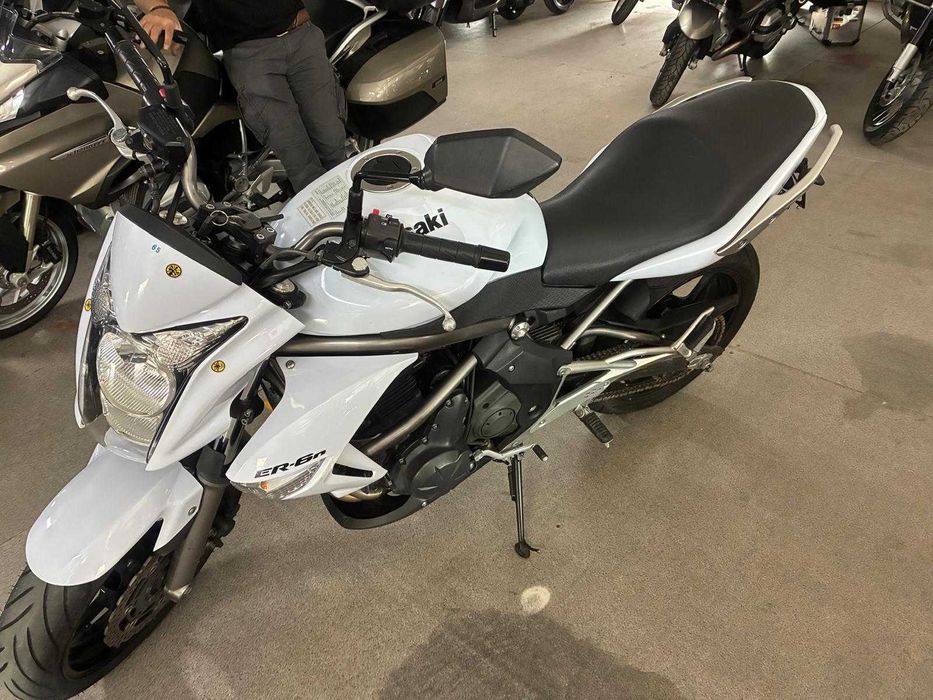 Kawasaki er 6 n 2009