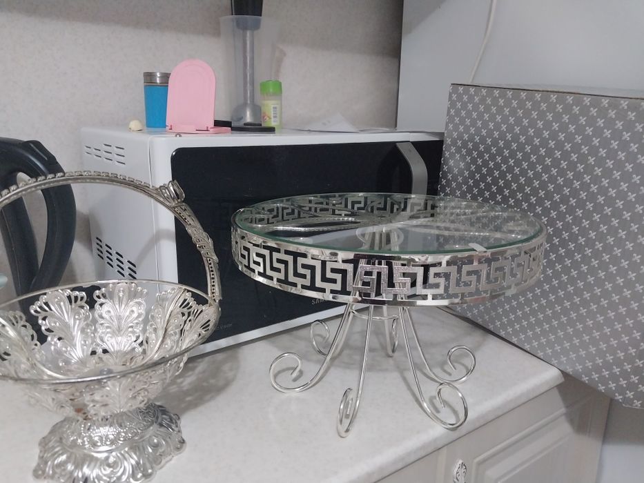 Продам кресло, стол бу