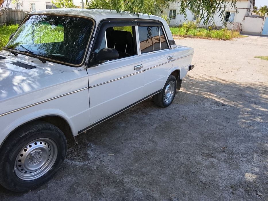 Vaz 21 06  Jiguli sotiladi