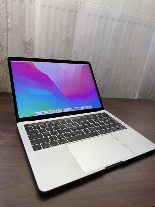 Macbook Pro 13inch touchbar 2017 probleme display