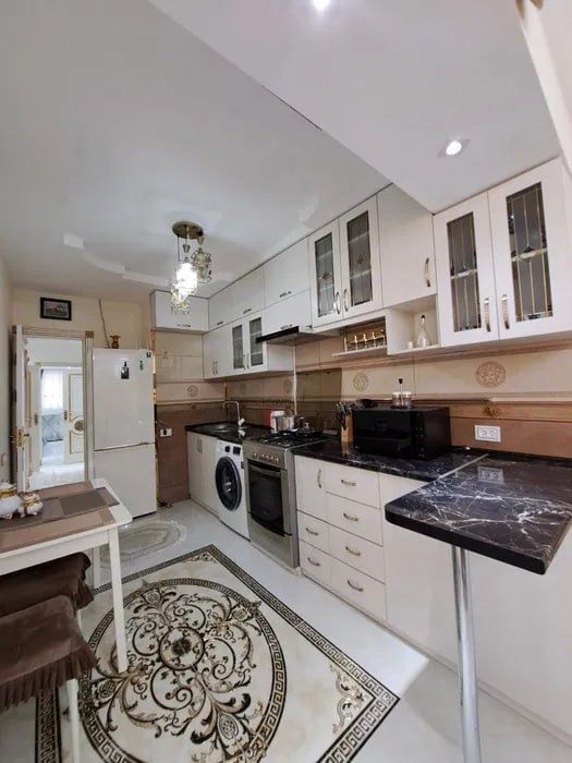 Сдаётся квартира Рынок УНИВЕРСАМ 3-комнат р-н Юнусабад-4