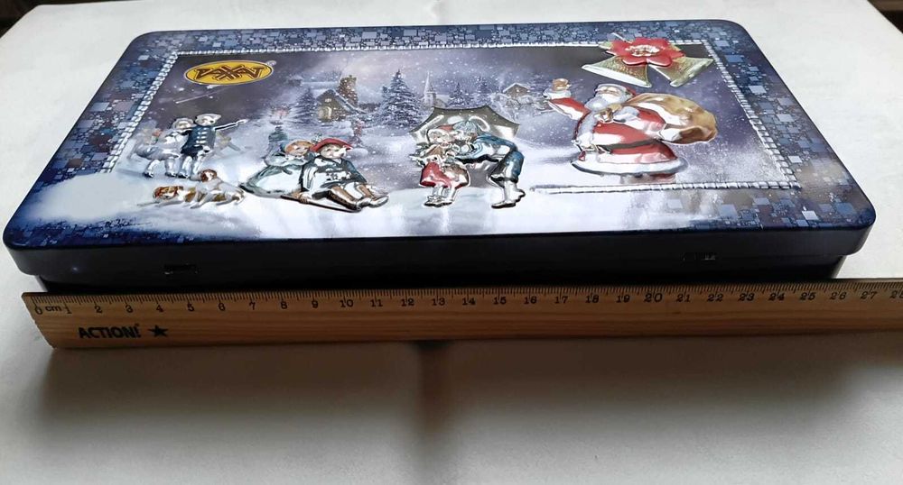 Коробка новогодняя металл