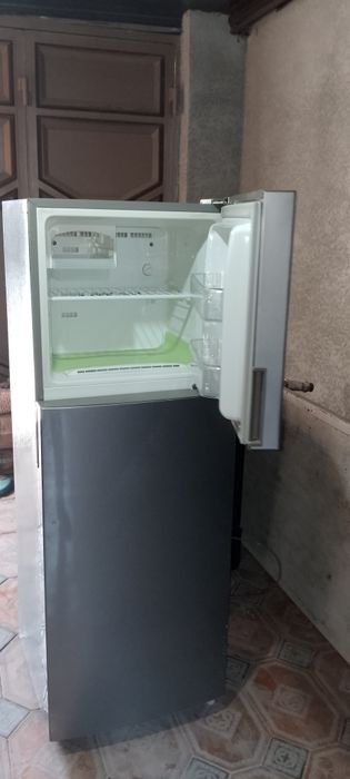 Холодильник Samsung