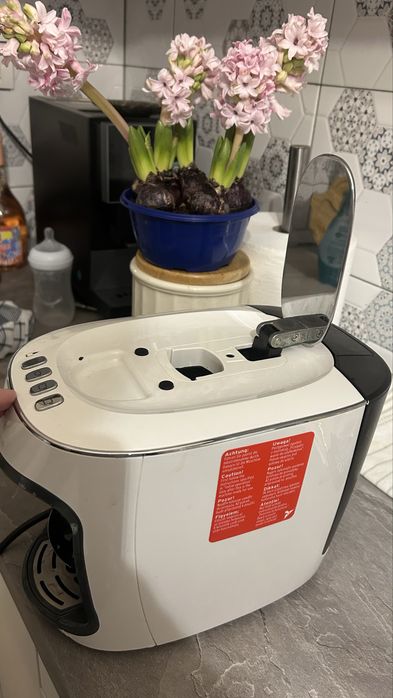 Espressor Tchibo Cafissimo +23 capsule cadou