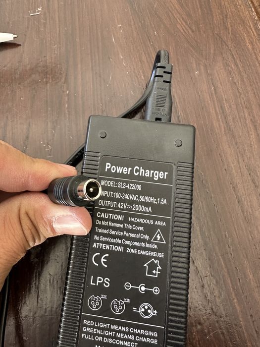 Incarcator trotineta/bicicleta