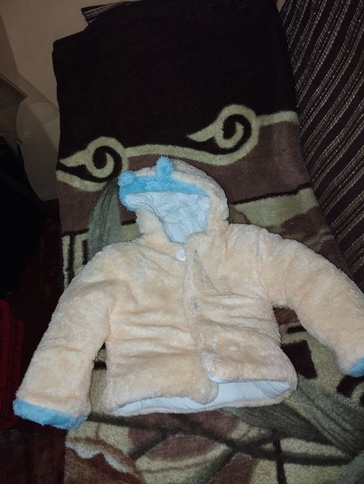 Продам теплый детский комбинезон