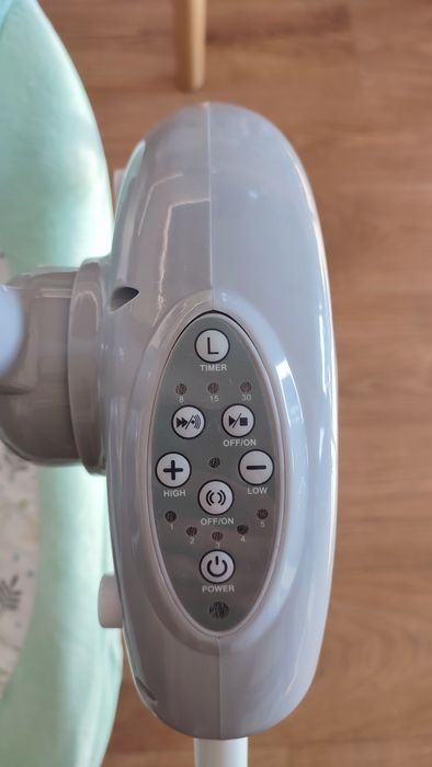 Електрическа бебешка люлка Chipolino Hug/ Гуш Гуш, Мента