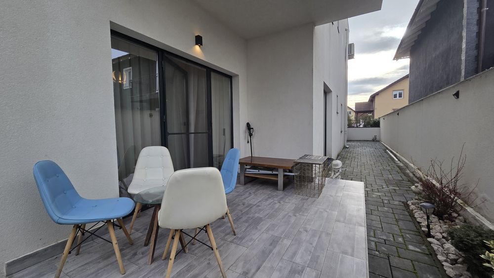 Proprietar vând 3 camere 107 mp Șelimbăr str.Pictor Brana nr 49