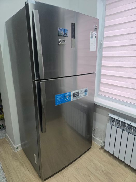 Продается холодильник SAMSUNG