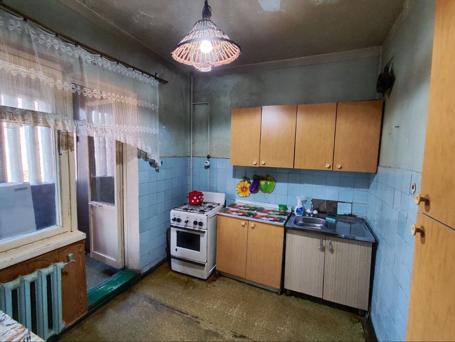 Куйлик 4 массив 4/4/4 Общая площадь 92м²