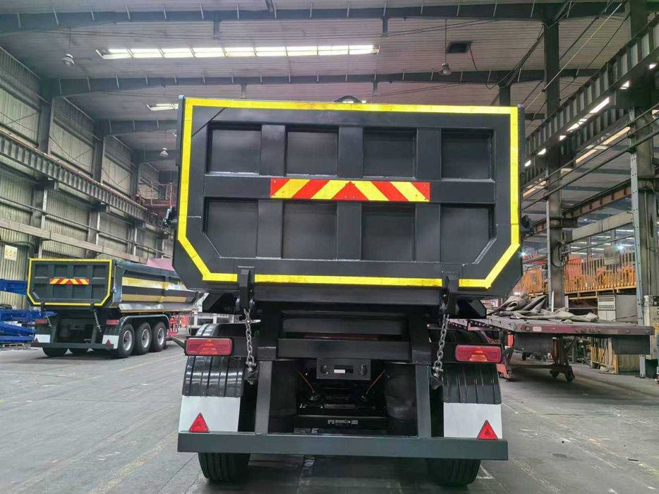 Самосвальный полуприцеп марки CIMC - MEGAVAN