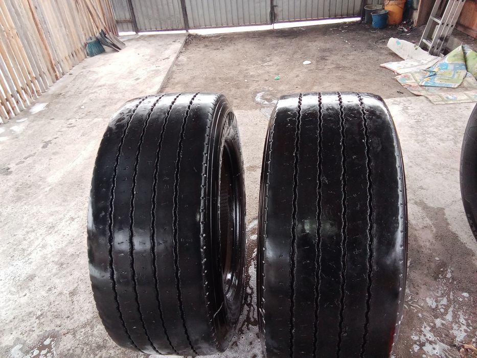 Продам два колеса 385.55.R22.5