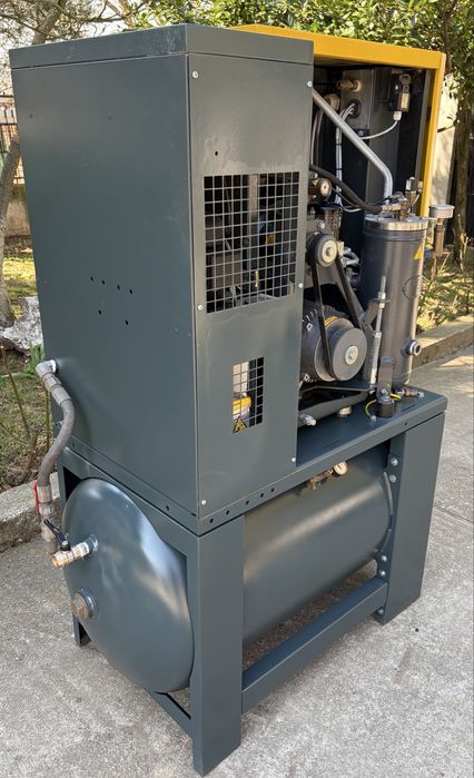 Винтов компресор Kaeser 7.5kw с ресивър 200lt и вграден сушител