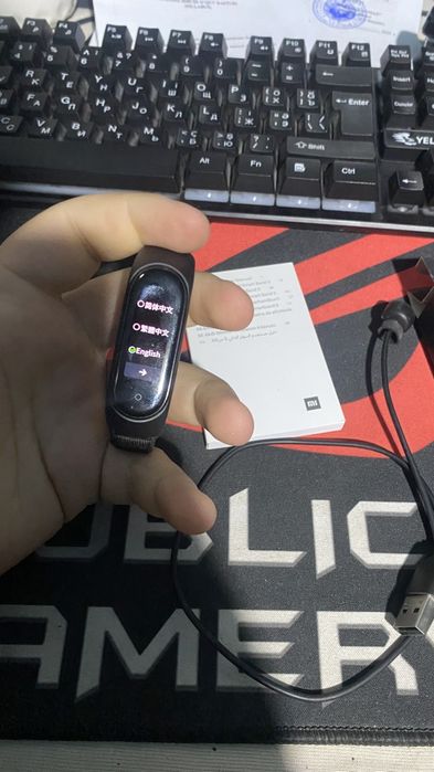 Mi smart band 5 sotiladi