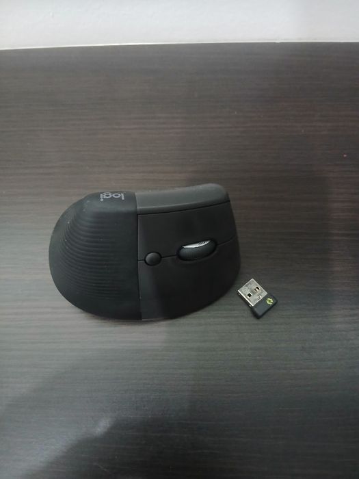Mouse Logitech vertical Lift