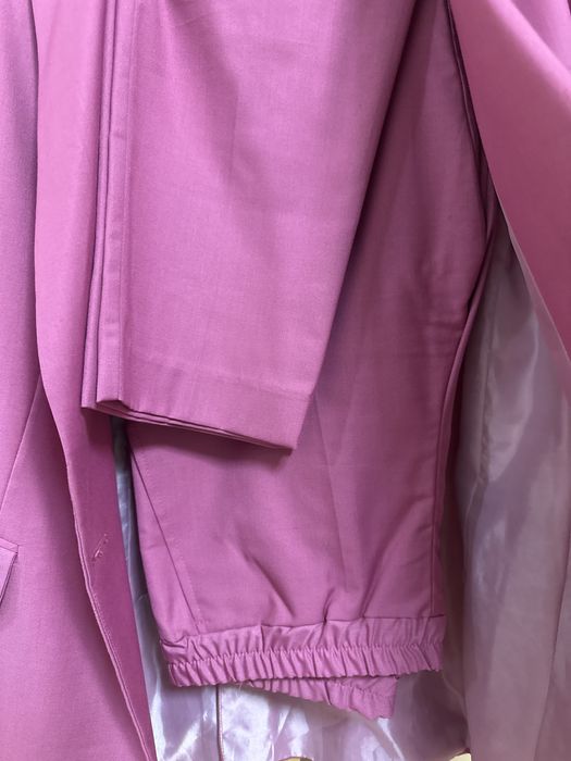 Продам брючный костюм