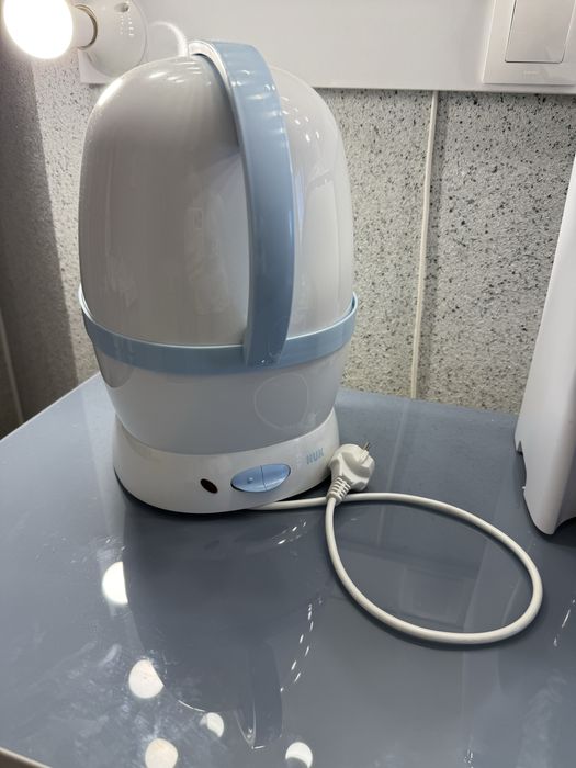 NUK Стерилизатор за 5 шишета + уред за задушаване на зеленчуци 2в1