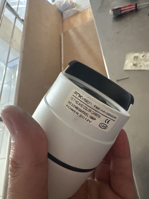 Камера бор сотилади ишлаб турган холати яхши