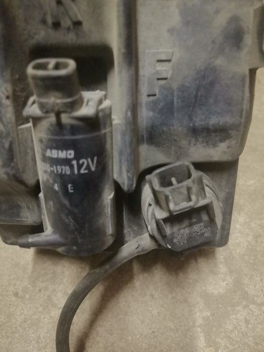 Мазда 6 GG, 2004 гв бачок омывателя.