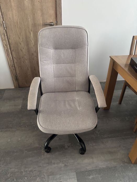 Офис стол сив текстил