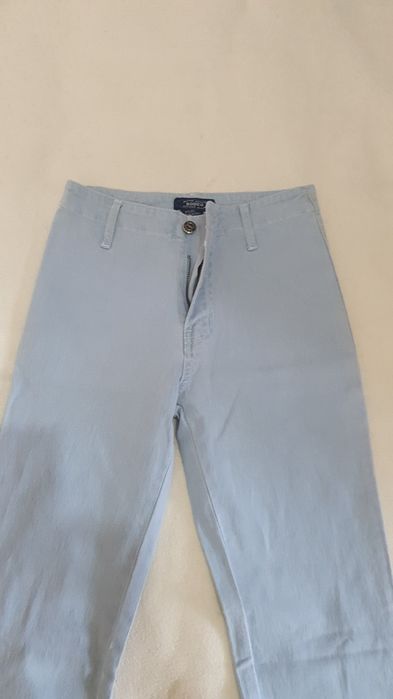 Продам Джинсы Голубые 27р