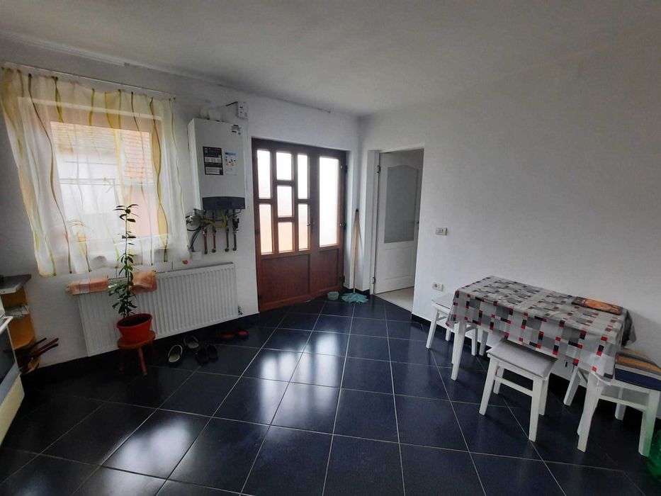 Vand/schimb casa in Arad