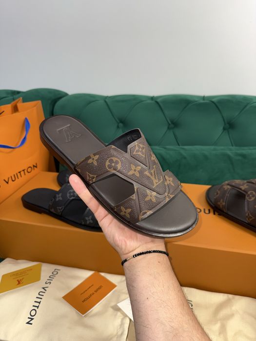 Papuci Louis Vuitton piele naturala 100% Full Box colectie noua