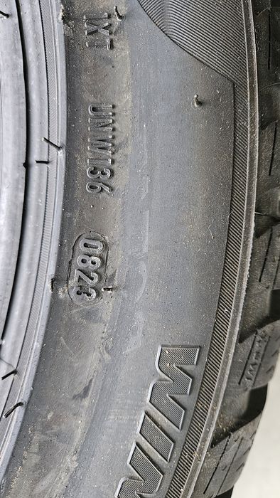 Anvelope iarna 275 40 18  Pirelli