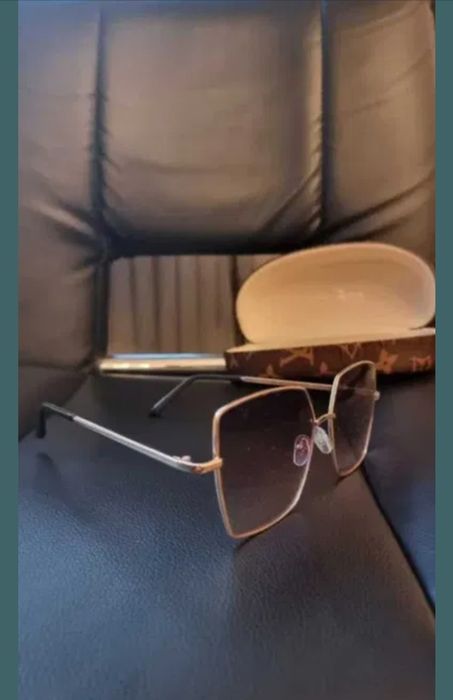 Ochelari de soare dama marca Louis Vuitton