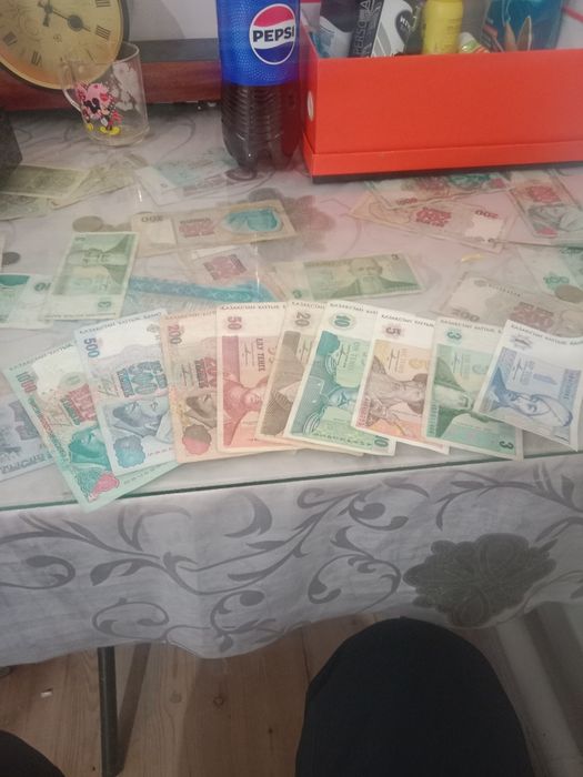 Ұлттық ескі банкноттар сатылады