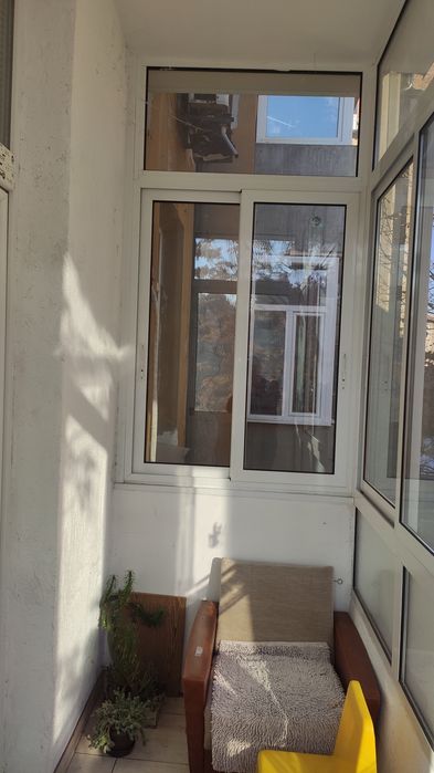 Дава се под наем Двустаен апартамент в София, Център - 65 кв.м за 561 € - Снимка #2