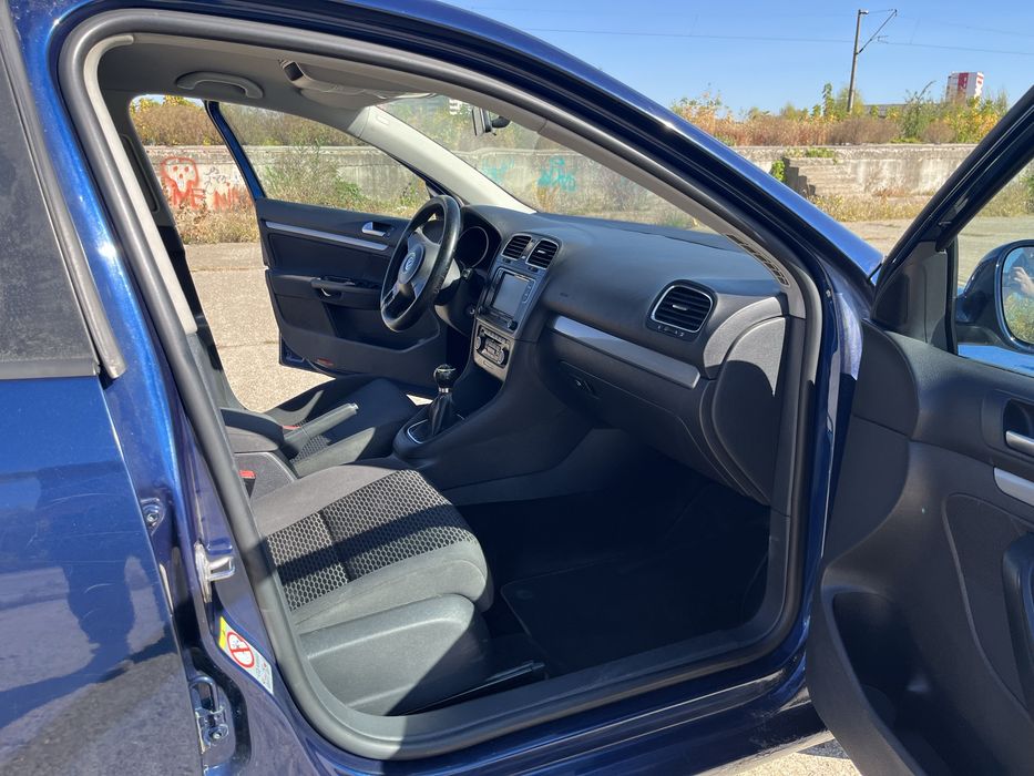 Volkswagen Golf 6 Variant 1.6 TDI 2011